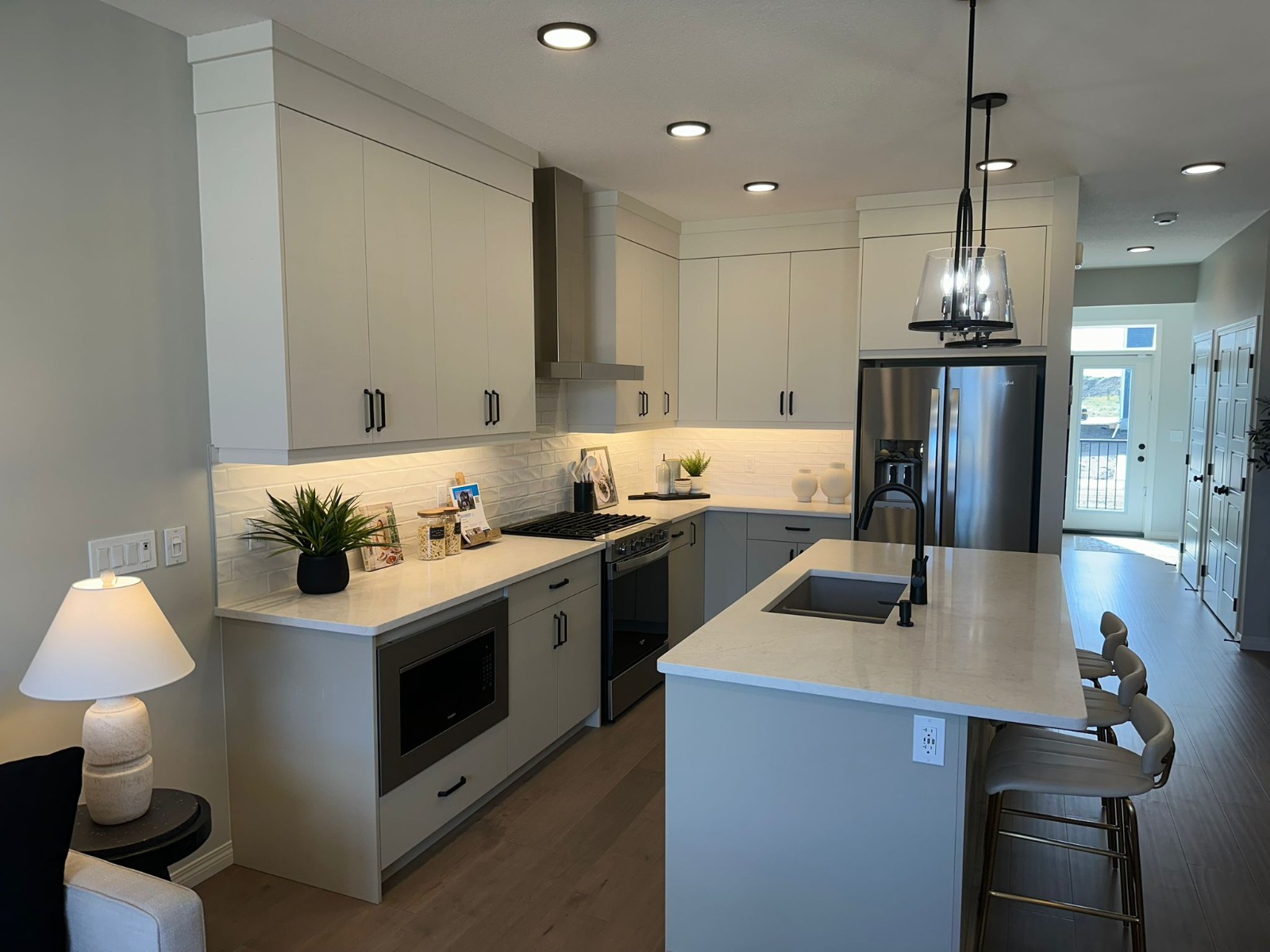 394 Carringvue Grove Northwest